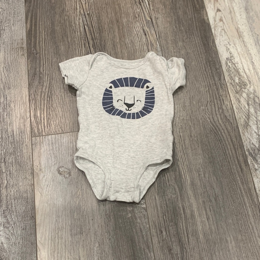 Pekkle Gray Lion Print Baby Onesie